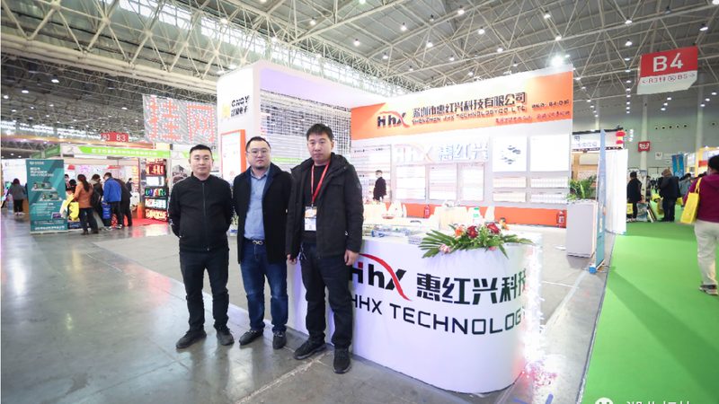 灯箱制作代理费用明细：揭秘影响价格的关键因素**